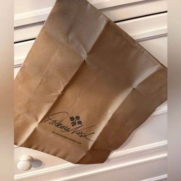 Patricia Nash Carisbrooke Red Leather Crossbody Satchel Bag NWOT - Picture 11 of 11